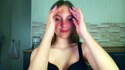 Jannie online show from July 8, 9:28 pm