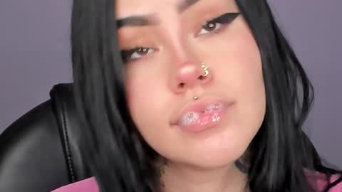 Snapshot of jas_miin chatting on September 23, 1:59 am Maria online show from September 23, 1:59 am