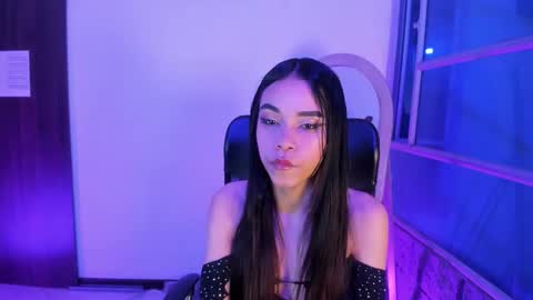 jasmin_skinny online show from October 22, 3:11 am