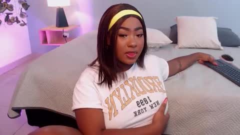 Instagram jasminecampbell1  online show from November 12, 9:24 pm