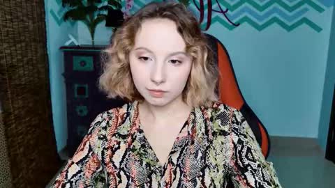 Jasmine online show from October 8, 5:23 am