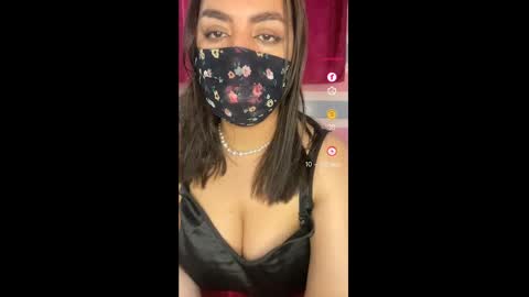 Jassmina  online show from February 1, 1:41 pm