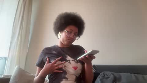 jaydkisses online show from April 8, 11:18 pm