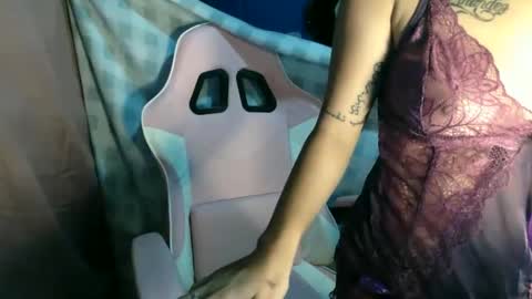 jeanny_babe online show from May 4, 5:06 pm