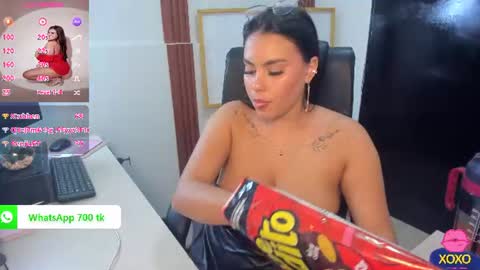 Jeen Taylor online show from June 17, 10:33 pm