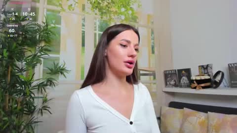 Jelisse online show from February 19, 9:28 am