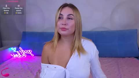 Alice online show from October 3, 12:54 pm