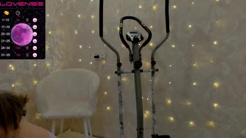 EvaSileZ online show from February 7, 11:45 am