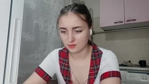 Jeniffer online show from January 8, 6:56 pm