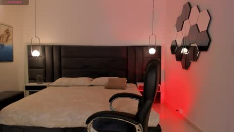 Jenna Olson  online show from March 15, 8:27 am