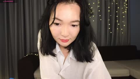Snapshot of jennie_cutie chatting on December 14, 12:33 am jennie_cutie online show from December 14, 12:33 am