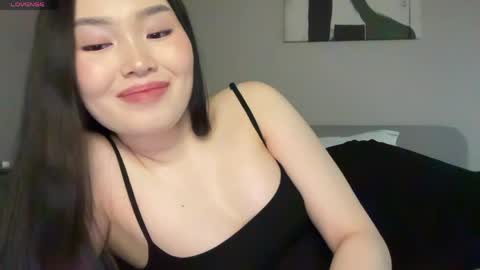 jennie_yung online show from March 30, 12:21 am