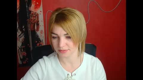 Jennifer online show from March 13, 6:36 am