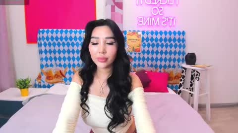 Snapshot of jennifer_munoz chatting on September 30, 7:47 am Jennifer online show from September 30, 7:47 am