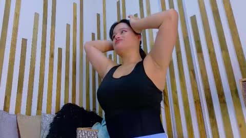 Jennifer vega  online show from February 5, 8:56 pm