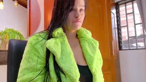 Jennifer vega  online show from February 15, 9:36 pm