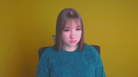 Jennifer online show from February 8, 6:33 am