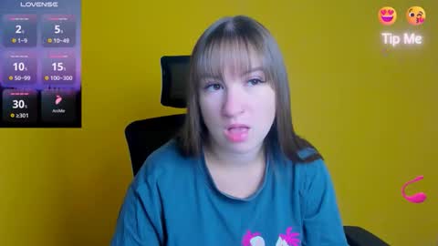 Jennifer online show from September 18, 5:39 am