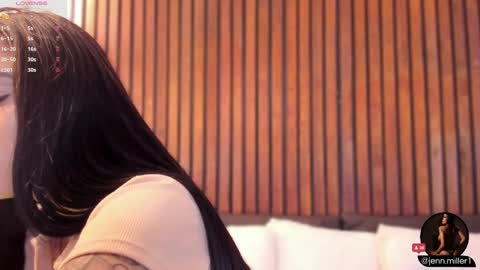     online show from March 3, 11:47 am