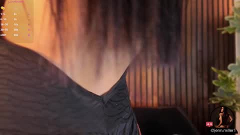     online show from March 11, 11:44 am