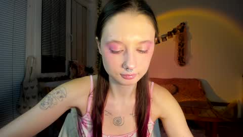 Snapshot of jenny_cox_love chatting on December 4, 7:23 pm Jennifer Jenny Darling   online show from December 4, 7:23 pm