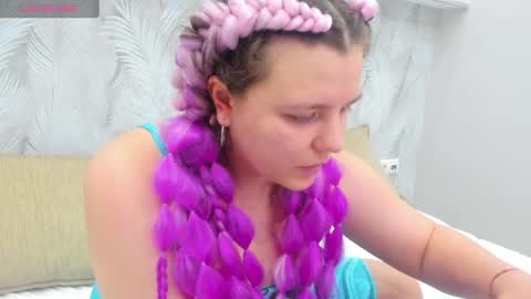 Snapshot of jenny_jimmy chatting on March 10, 8:06 am Jenny online show from March 10, 8:06 am