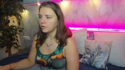 Snapshot of jenny_jimmy chatting on October 1, 12:48 am Jenny online show from October 1, 12:48 am