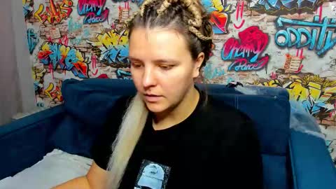 Jenny online show from November 1, 9:24 am