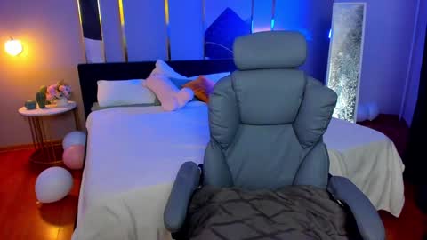 Jennt online show from February 3, 1:09 am