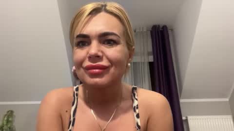 Jenny online show from January 25, 9:15 am