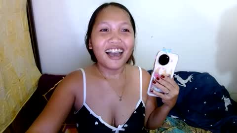 Snapshot of jenny_salvi chatting on March 6, 12:19 pm jenny_salvi online show from March 6, 12:19 pm