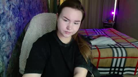 Jenny online show from December 17, 8:18 am