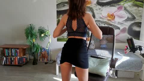 jennycutey online show from October 13, 4:26 am