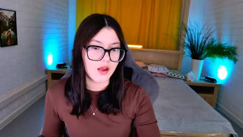 JENNY online show from April 19, 5:07 am