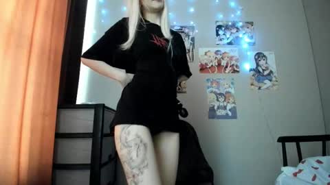 jennymeoww online show from January 9, 6:40 am