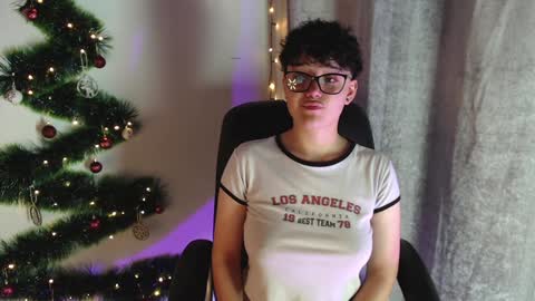 jero harper1 online show from December 6, 8:39 pm