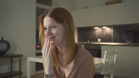 Molly online show from October 5, 3:17 pm