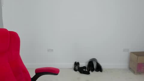 MistressJesicaCoper online show from January 18, 11:00 pm