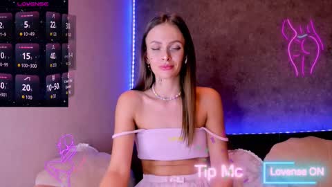 Snapshot of jess_kahawaty chatting on October 6, 9:41 pm Jess online show from October 6, 9:41 pm