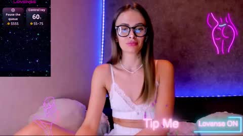 Snapshot of jess_kahawaty chatting on October 1, 9:20 pm Jess online show from October 1, 9:20 pm