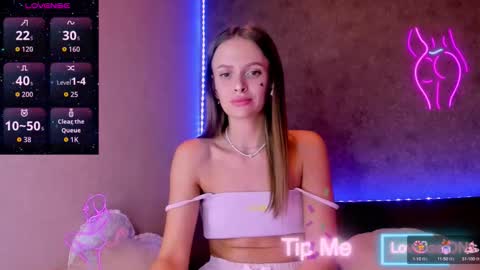 Snapshot of jess_kahawaty chatting on September 14, 9:01 pm Jess online show from September 14, 9:01 pm