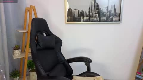 bella  adams online show from October 13, 6:21 pm