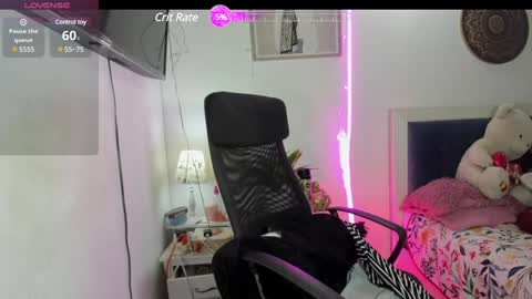 Snapshot of jessica_79 chatting on January 9, 9:27 am jessica_79 online show from January 9, 9:27 am