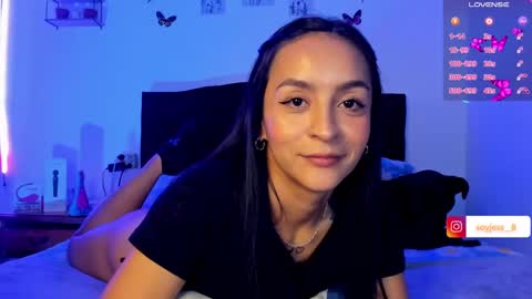 Snapshot of jessica_kss chatting on December 13, 11:17 pm jessica_kss online show from December 13, 11:17 pm