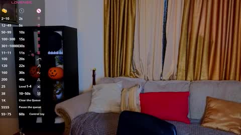 jessicacarties online show from November 12, 4:43 am