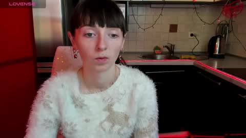 jessicaforris online show from February 13, 7:45 am