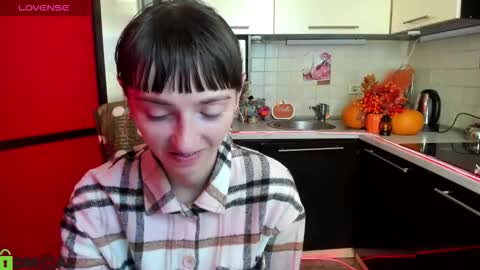 jessicaforris online show from October 21, 7:01 am