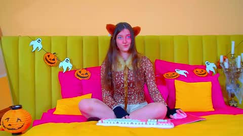 Jessica online show from October 28, 7:03 am