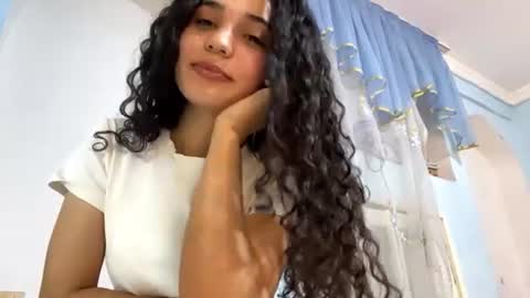 Elly online show from July 2, 7:25 am