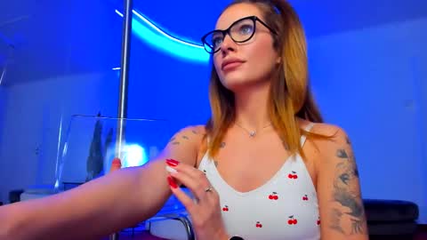 Jessy online show from November 28, 8:12 pm